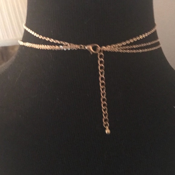 1 left!NWT gold star layered choker Necklace - Picture 3 of 3